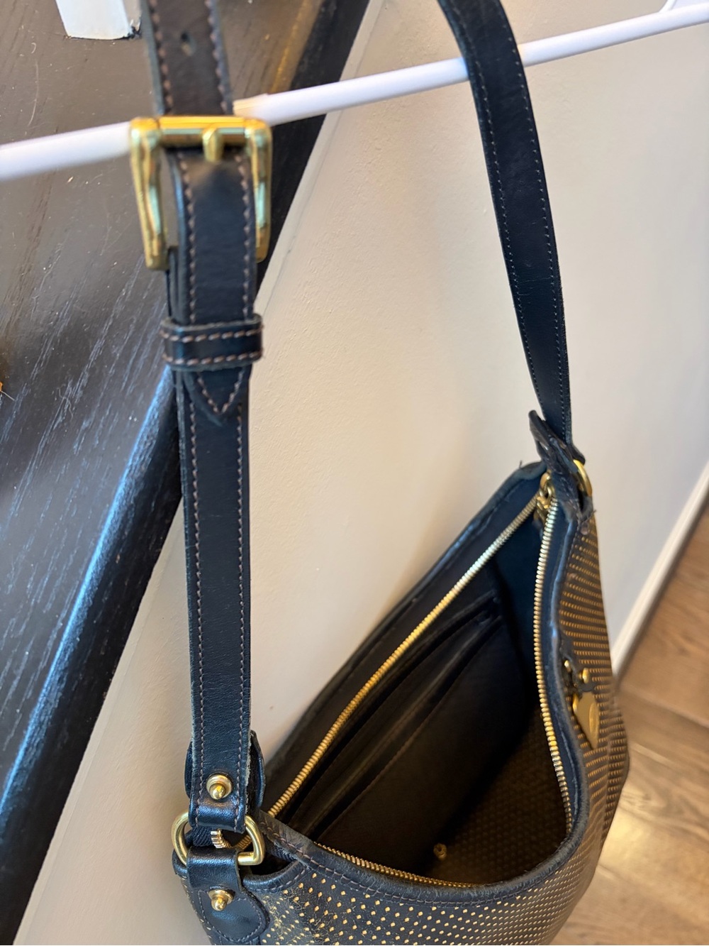 Dooney & Burke Pebbles Shoulder Bag with Brass Detailing - Picture 5 of 9